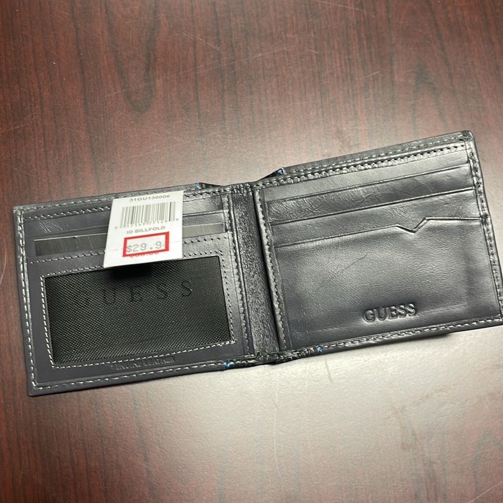 $10, NWT Wallet - Picture 3 of 4